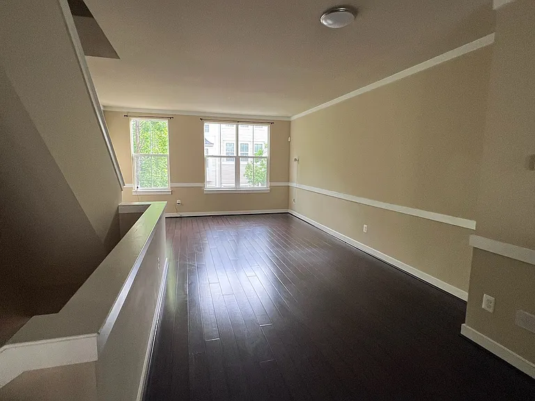 109 Saginaw Dr — Photo 46