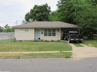 645 4th St, Hot Springs National Park, AR 71913