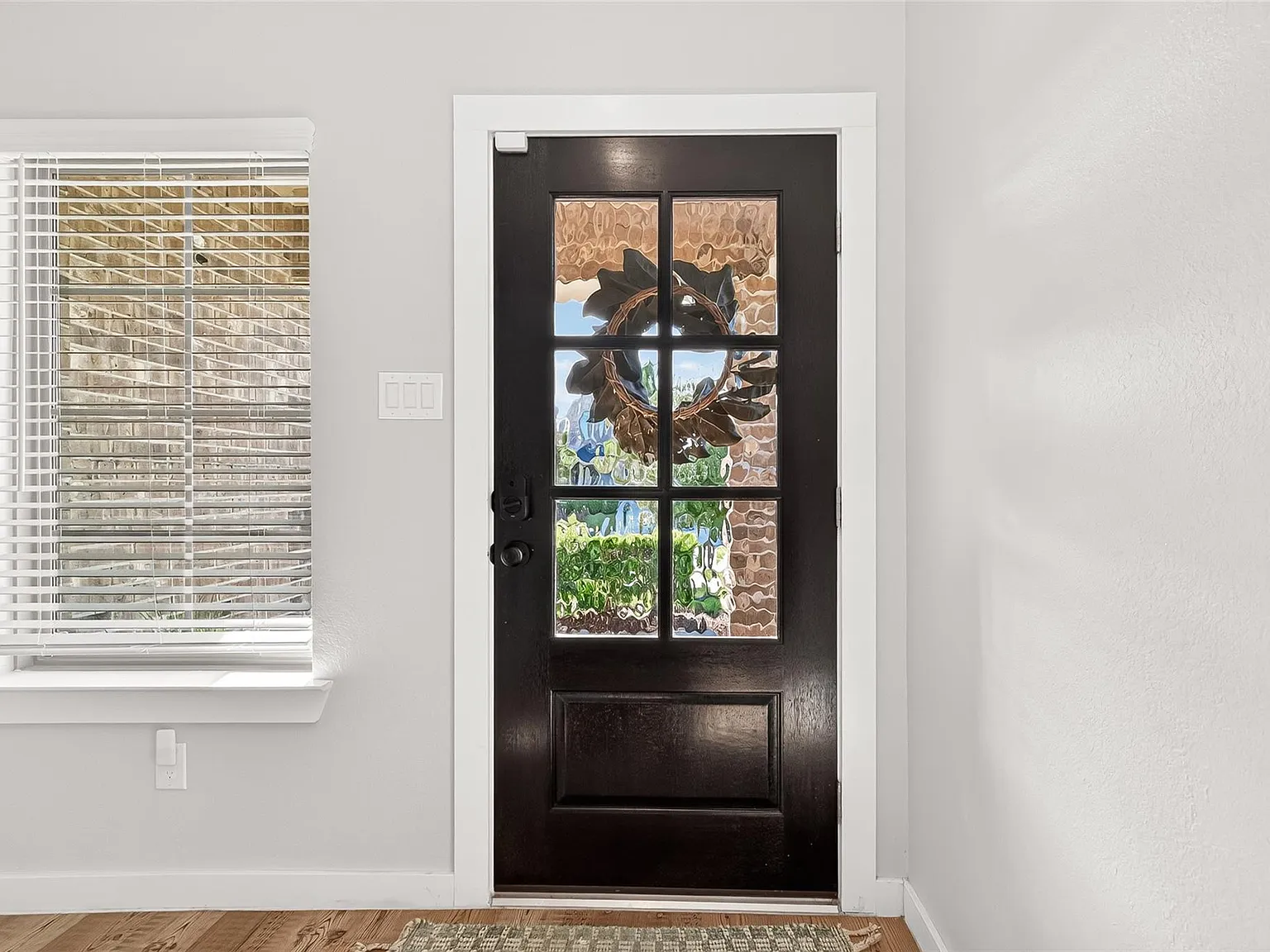 4 bed, 2.5 bath, 2470 sqft, $2,750 — Photo 4