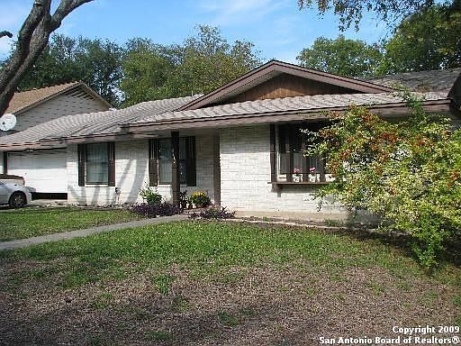1st image of 10418 Apple Gate Dr