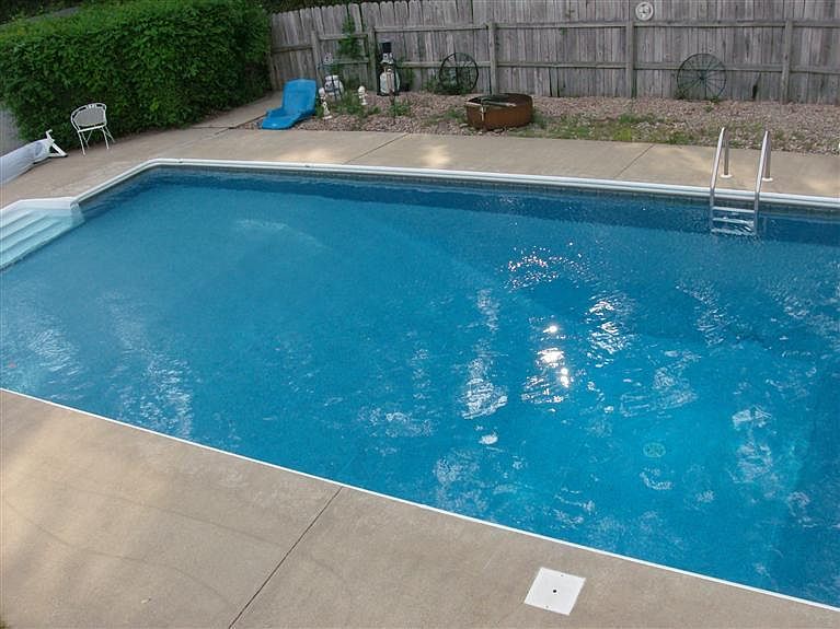 2nd image of 6282 Waite St