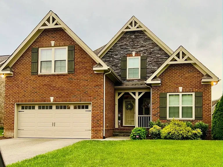 Wheeler Dr — Photo 1