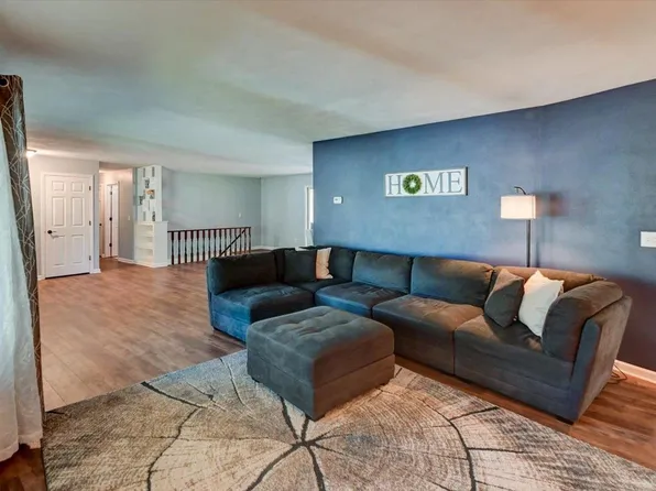 321 Fairway Drive, Columbus, WI 53925