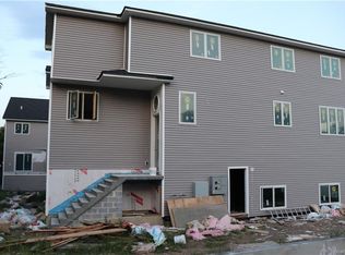 4 Collins Ave #112, Spring Valley, NY 10977