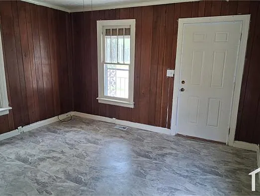 392 W Raleigh Blvd — Photo 3