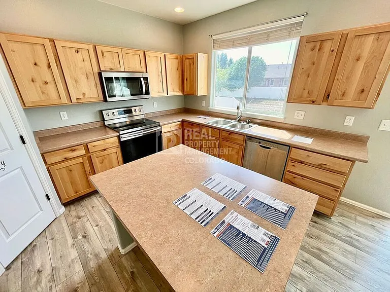362 Shadowbrook Dr — Photo 4