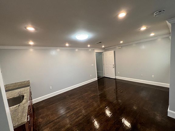 5th image of 1586 36th Ave #A