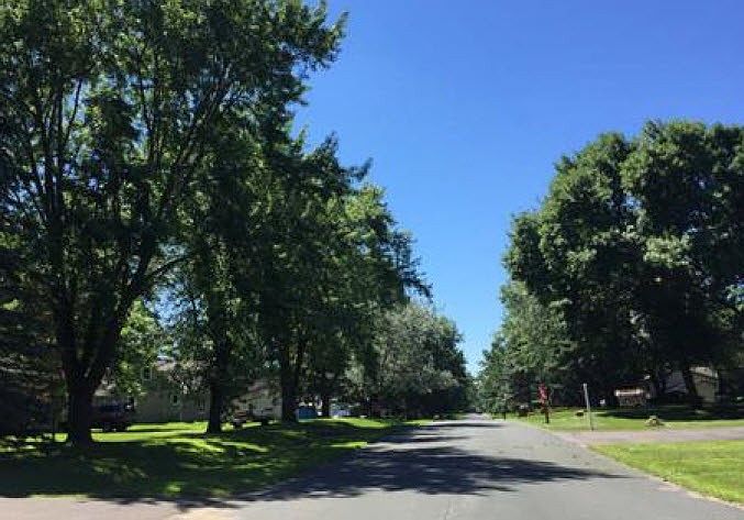 2nd image of 6964 Lakeview Dr