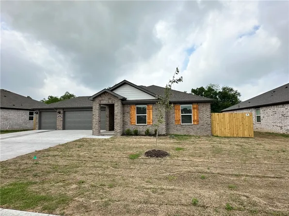 522 Terrace Ave, Prairie Grove, AR 72753