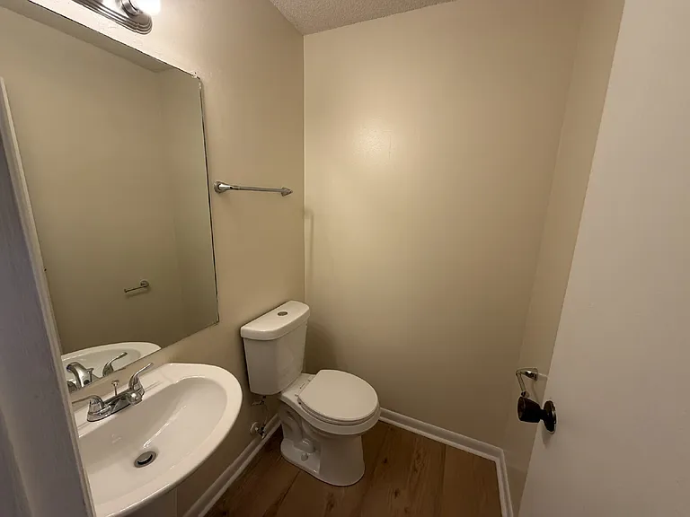 912 Pineland Ave #51 — Photo 7