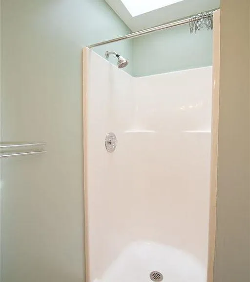 1566 Garden Ct — Photo 17