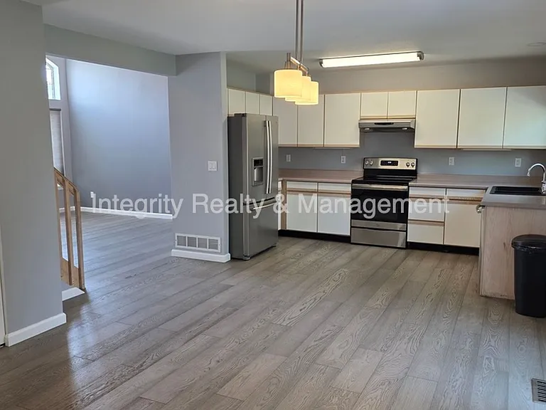 5056 Weeping Willow Cir — Photo 6