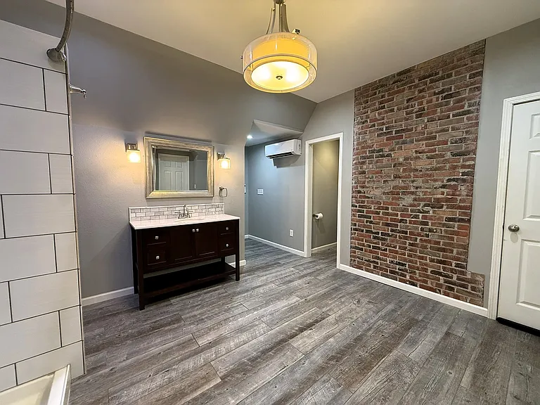 514 S Crestway St — Photo 22