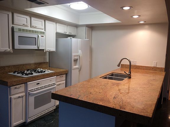 4th image of 2700 Cahuenga Blvd E APT 2106