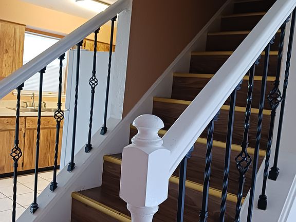 4th image of 1890 Wolford Rd APT 14