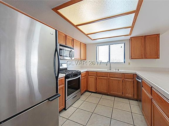 4th image of 9525 Sunken Reef Cir