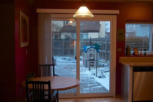 5th image of 3242 S Bremerton Ct