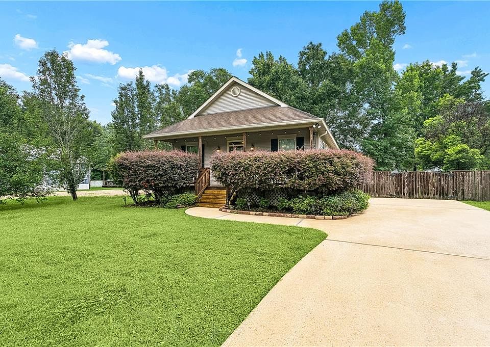 72118 Stephen St, Abita Springs, LA 70420 | Zillow