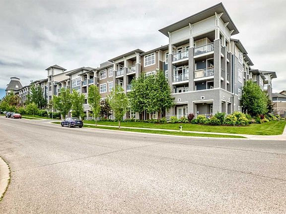 2nd image of 25 NE Auburn Meadows Ave SE #231