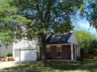 624 Tacoma Dr, Carol Stream, IL 60188