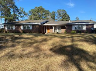 611 Johnson Ave, Brundidge, AL 36010