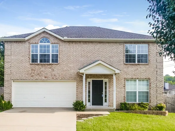 206 Lake Forest Dr, La Vergne, TN 37086