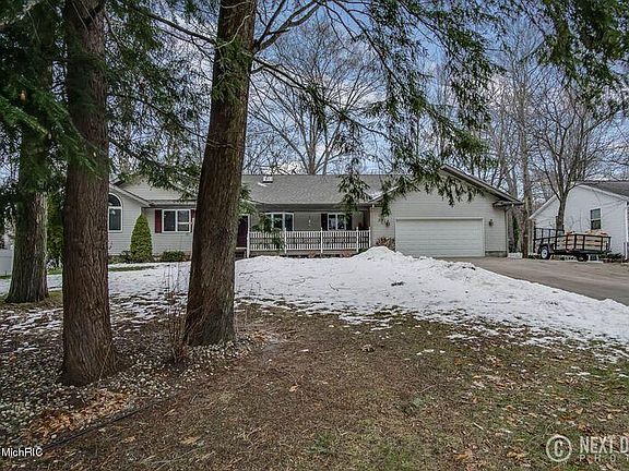 2nd image of 2434 Alder Dr