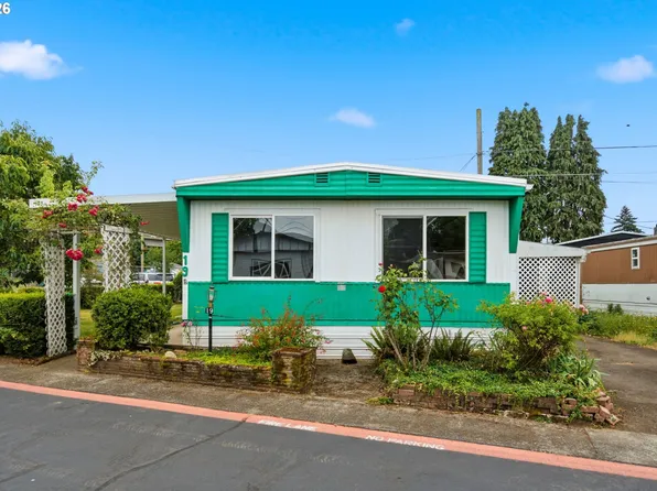 8951 SE Fuller Rd, Happy Valley, OR 97086