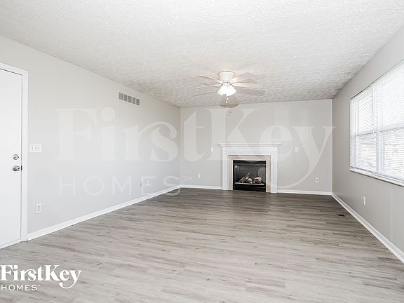 2nd image of 6046 Glen Trace Ln