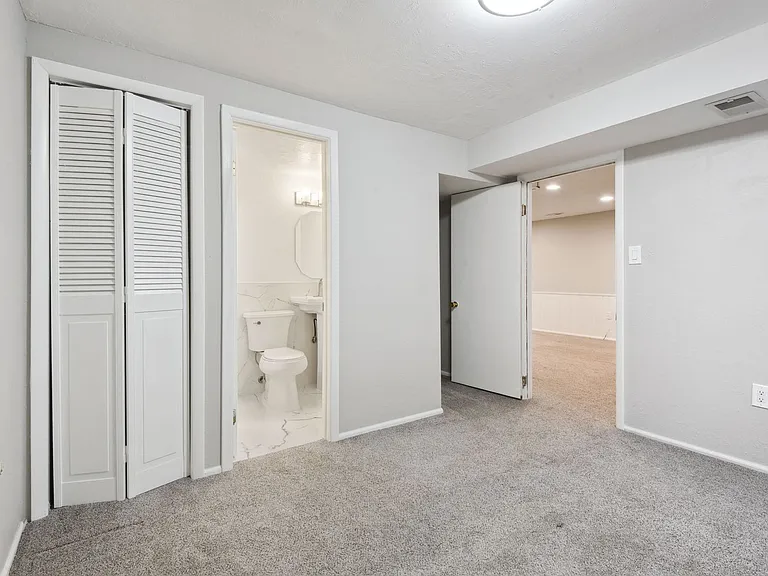 2180 S Estes St — Photo 14
