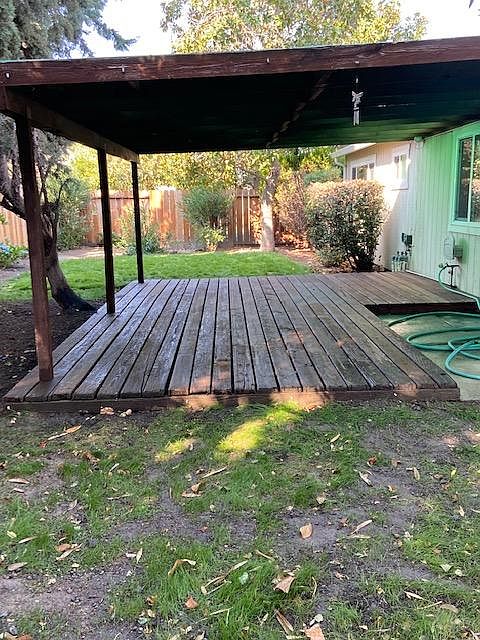 2nd image of 861 Debra St