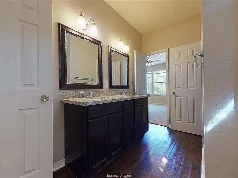 205B Sterling St — Photo 13
