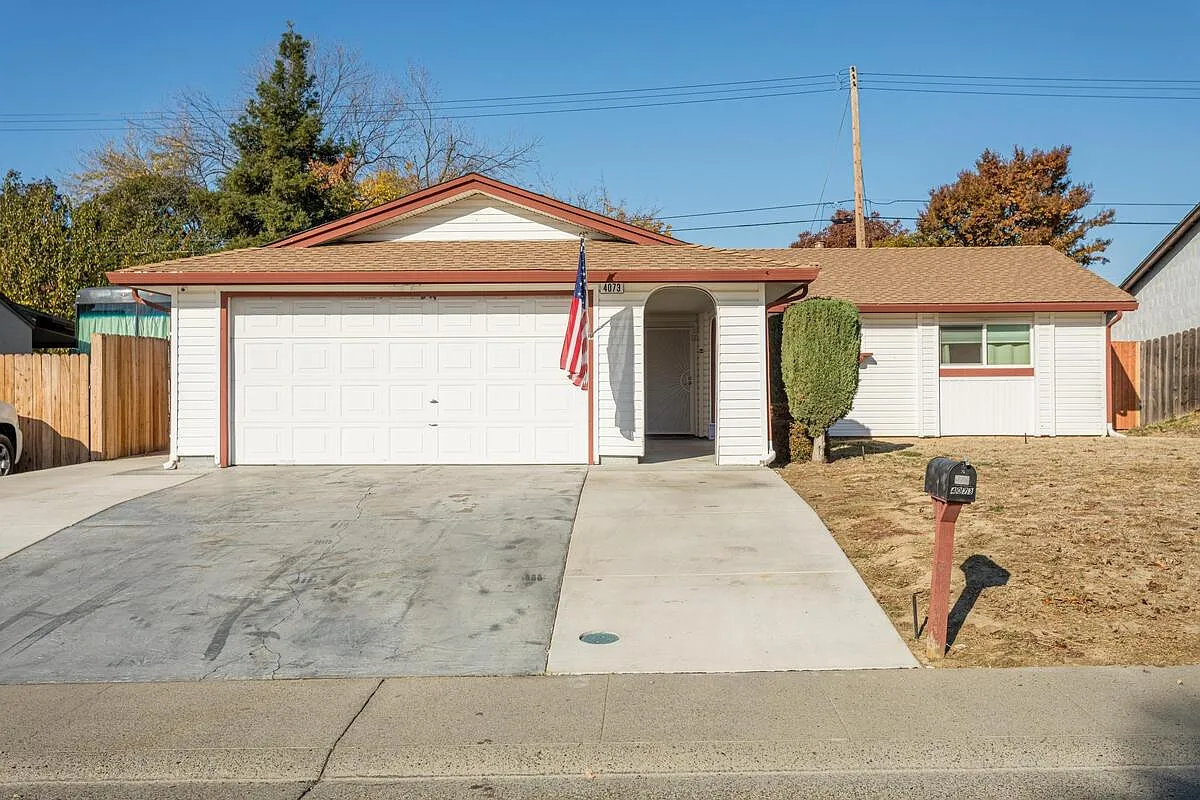 4073 Alta Lorraine Way photo 1