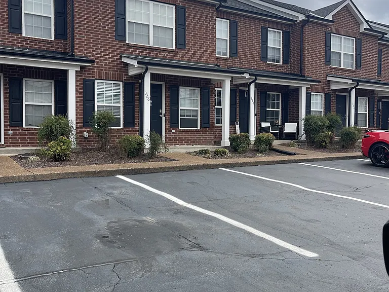 329 Stewarts Landing Cir — Photo 1