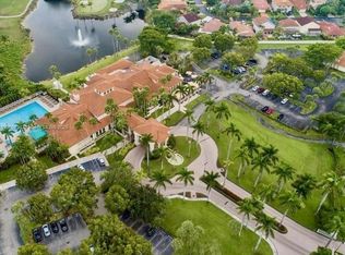 10253 NW 52nd Ln, Doral, FL 33178