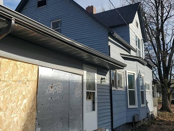 3rd image of 110 N French St