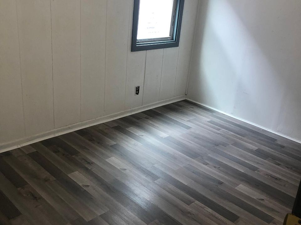 1st image of 1288 Electric Ave APT 3