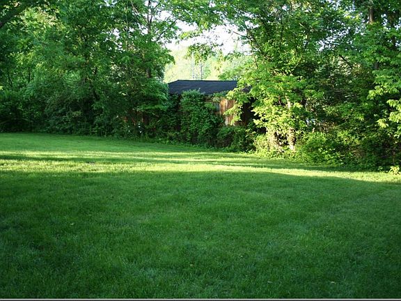 4th image of 9640 Trafford Ct