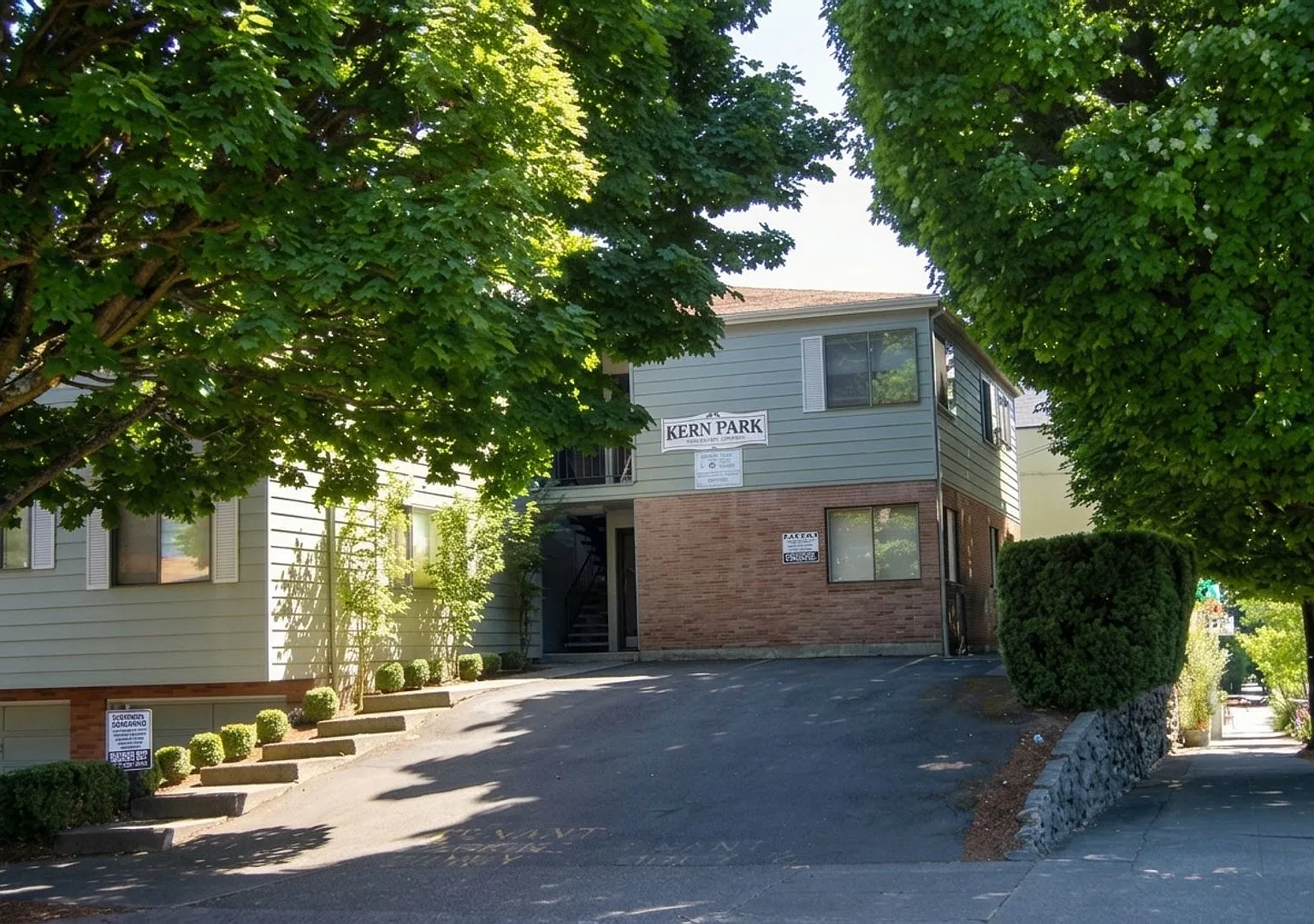 Kern Park — Photo 1