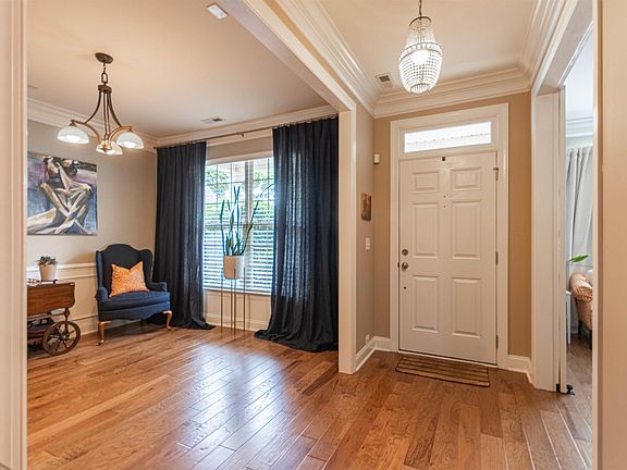 2nd image of 306 Cypresshill Ct