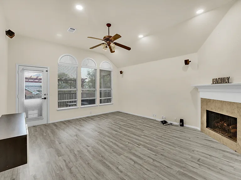 629 Rosarita Rd — Photo 18