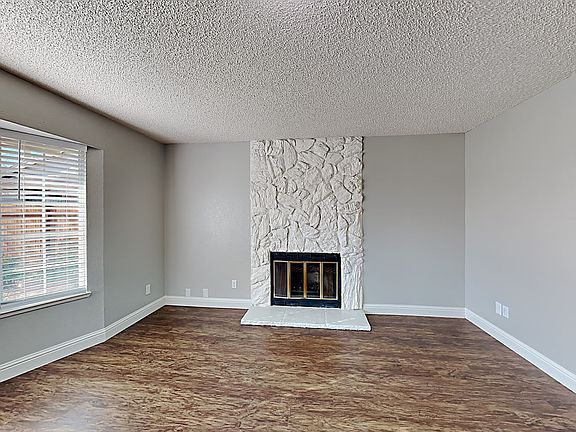 4th image of 7843 Edenwood Ct