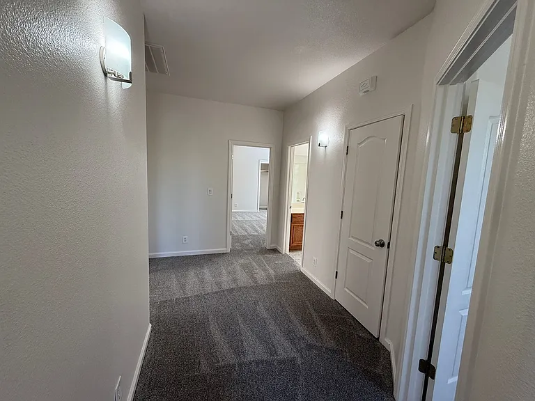 1836 Encina Ave — Photo 7