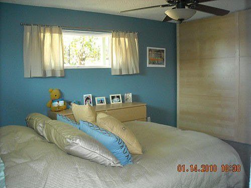 5th image of 215 N Fraser Dr E