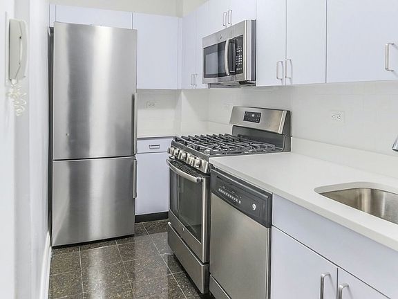5th image of 96 5th Ave APT 17G