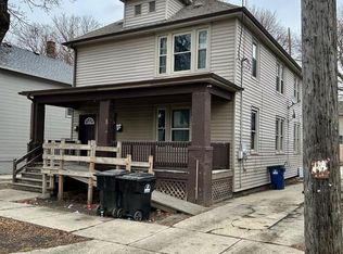 1637 Edgewood Ave, Racine, WI 53404