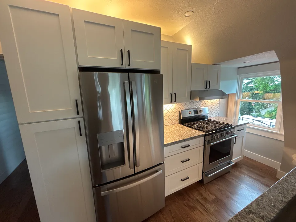 312 Ingleside Ave #4