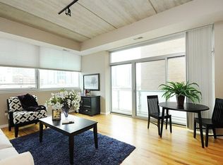 630 N Franklin St APT 921, Chicago, IL 60654