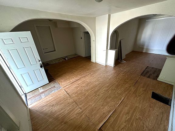 2nd image of 5930 Shulte Ave