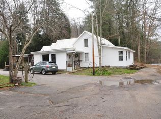 683 Walter Br, Grassy Creek, KY 41352